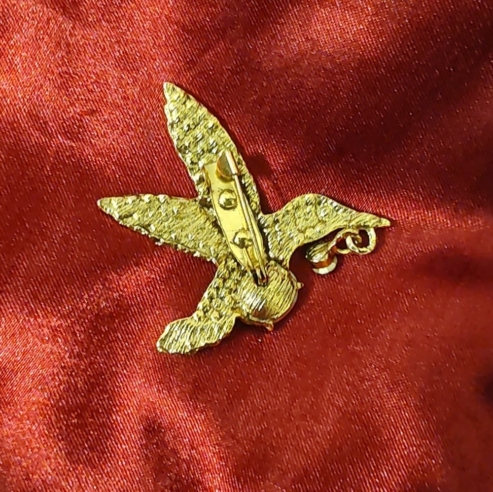Beautiful Gold Tone AB Glass Hummingbird Brooch - Picture 2 of 2